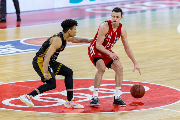 及联赛建设 及联赛建设