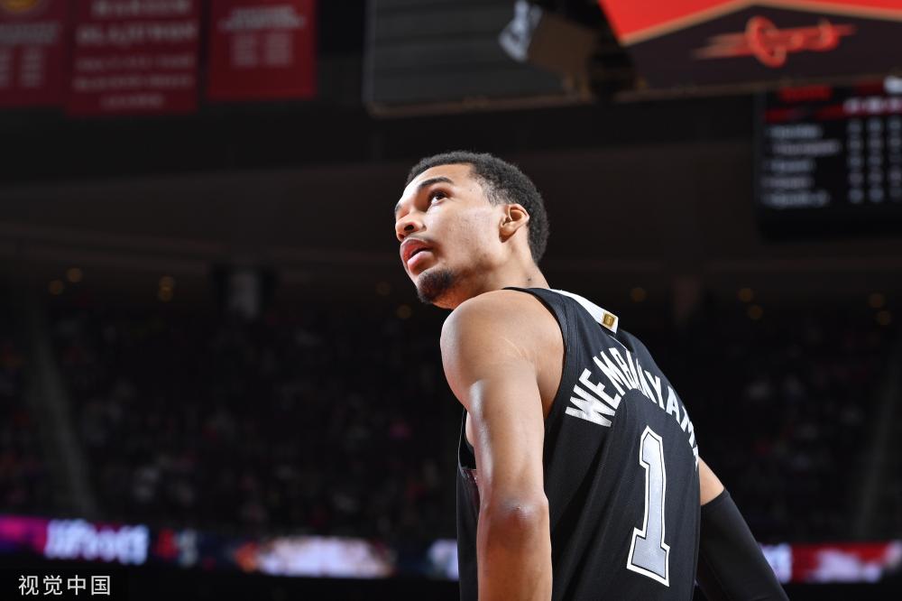 激烈竞争中 激烈竞争中