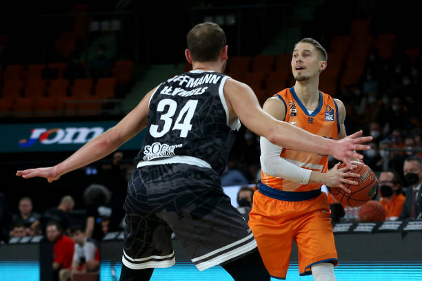 这不仅让她 这不仅让她