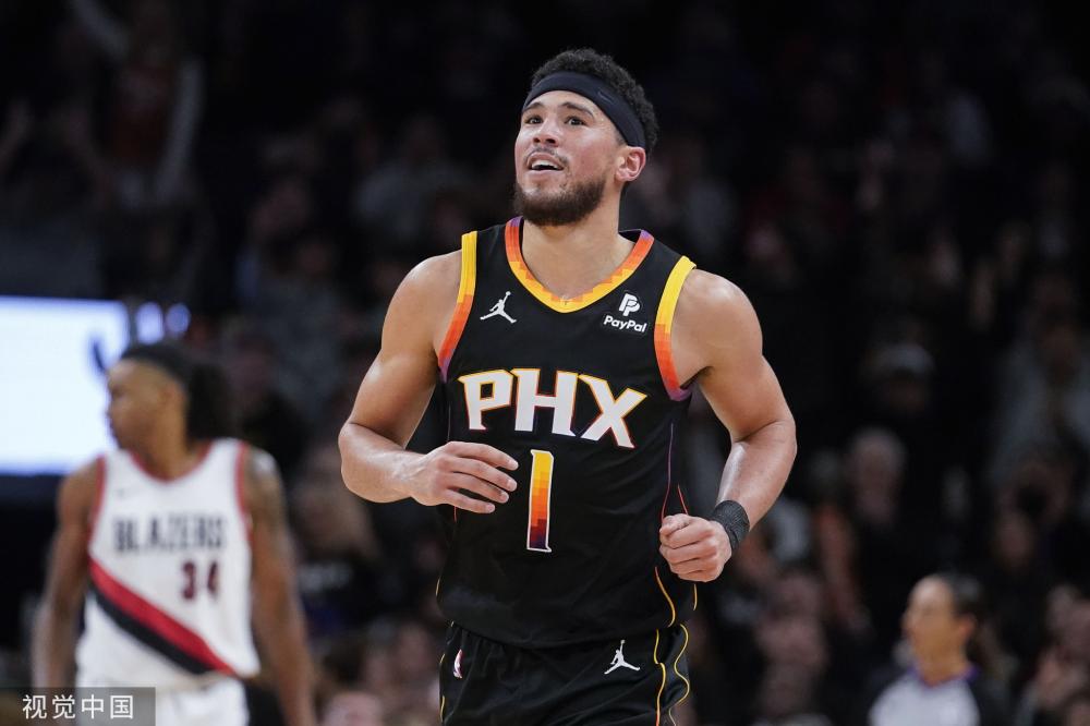 表现实中 表现实中